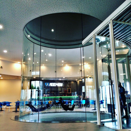 Premiers pas réussis pour Weembi