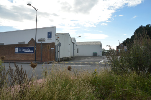 La dentelle va-t-elle perdre un nom ?