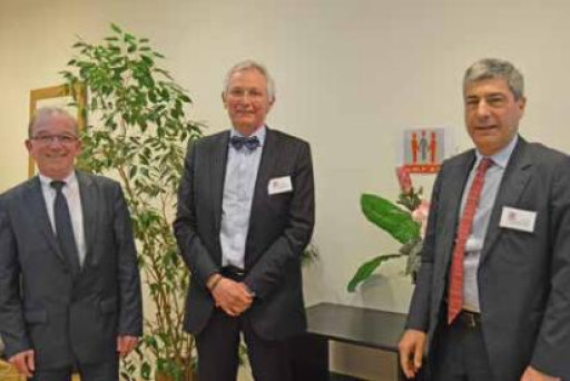 Les trois professions réglementées lancent un centre de médiation