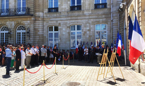 Inauguration de la cour Jean Moulin