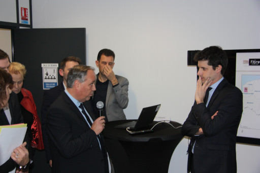 "Le très haut débit pour tous en 2022"