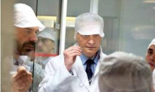 ÉDOUARD PHILIPPE ET BRUNO LE MAIRE EN VISITE À L’USINE L’ORÉAL DE LASSIGNY