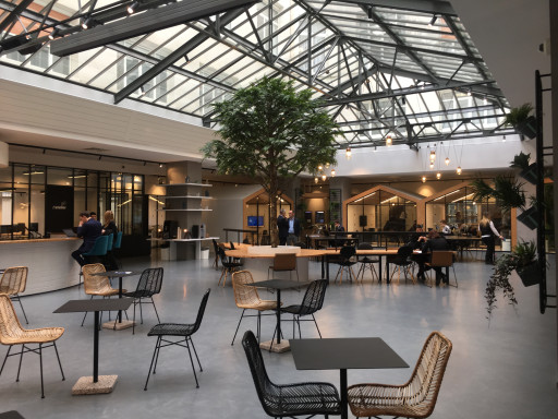 L'agence bancaire change de visage