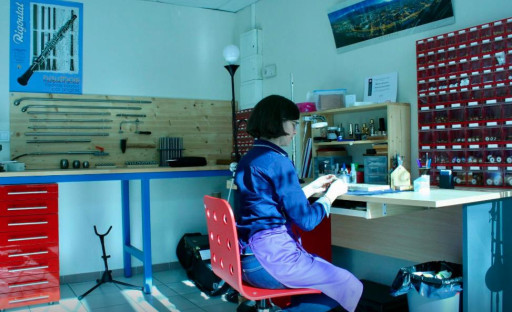 Atelier Anne-Laure Musique : L’histoire d’une réparatrice d’instruments à vent