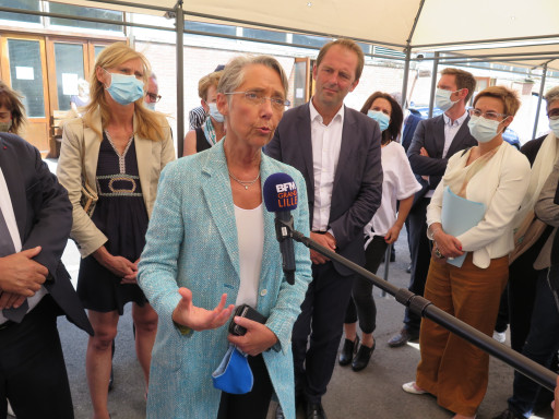 Élisabeth Borne : une ministre au travail pour l’emploi des jeunes