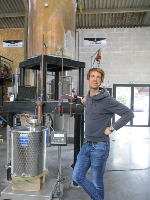 La distillerie d’Hautefeuille : première production de whisky