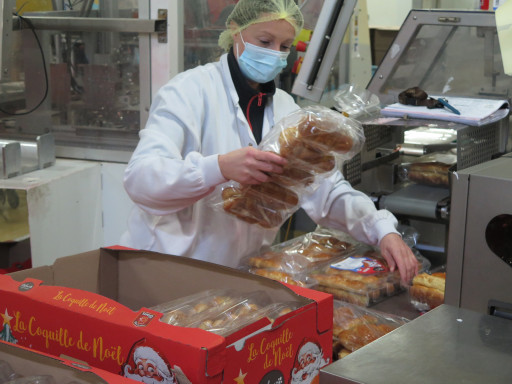 Le préfet du Pas-de-Calais et les élus au pays des mignardises